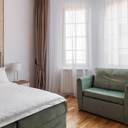 Pedestrian Street In Center For Comfortable And Beautiful With Comodities Within Walking Distance Cluj-Napoca