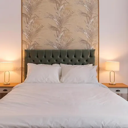 Coeur De Apartment