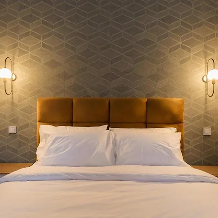 Pedestrian Street In Center For Comfortable And Beautiful With Comodities Within Walking Distance Cluj-Napoca