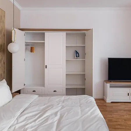 Pedestrian Street In Center For Comfortable And Beautiful With Comodities Within Walking Distance Apartamento *