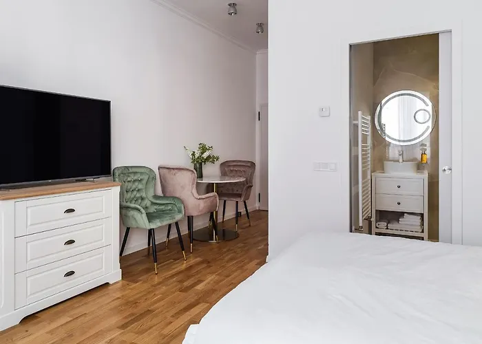 Pedestrian Street In Center For Comfortable And Beautiful With Comodities Within Walking Distance Appartement