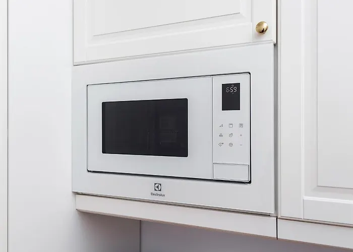 Pedestrian Street In Center For Comfortable And Beautiful With Comodities Within Walking Distance