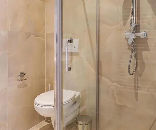 Apartamento Pedestrian Street In Center For Comfortable And Beautiful With Comodities Within Walking Distance