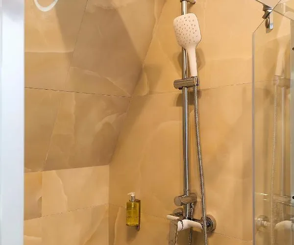 Apartmán Pedestrian Street In Center For Comfortable And Beautiful With Comodities Within Walking Distance *