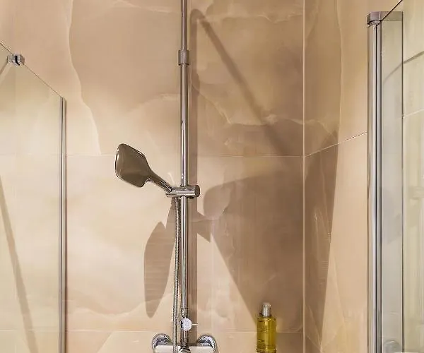 Pedestrian Street In Center For Comfortable And Beautiful With Comodities Within Walking Distance Cluj-Napoca