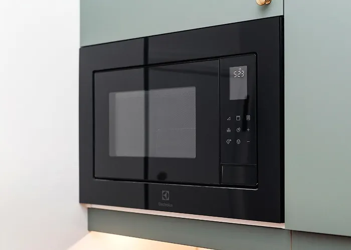 Pedestrian Street In Center For Comfortable And Beautiful With Comodities Within Walking Distance *