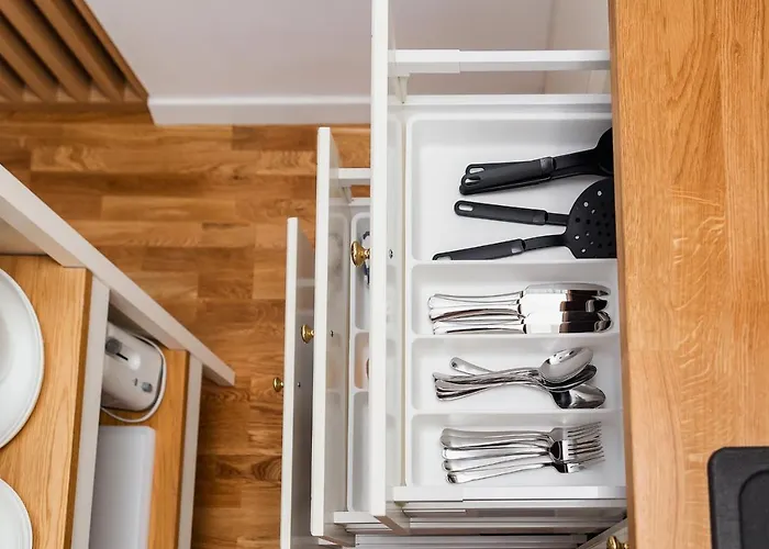 Pedestrian Street In Center For Comfortable And Beautiful With Comodities Within Walking Distance *