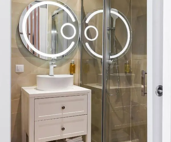 Pedestrian Street In Center For Comfortable And Beautiful With Comodities Within Walking Distance