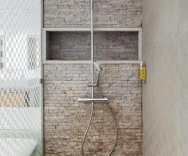 Pedestrian Street In Center For Comfortable And Beautiful With Comodities Within Walking Distance Kluž